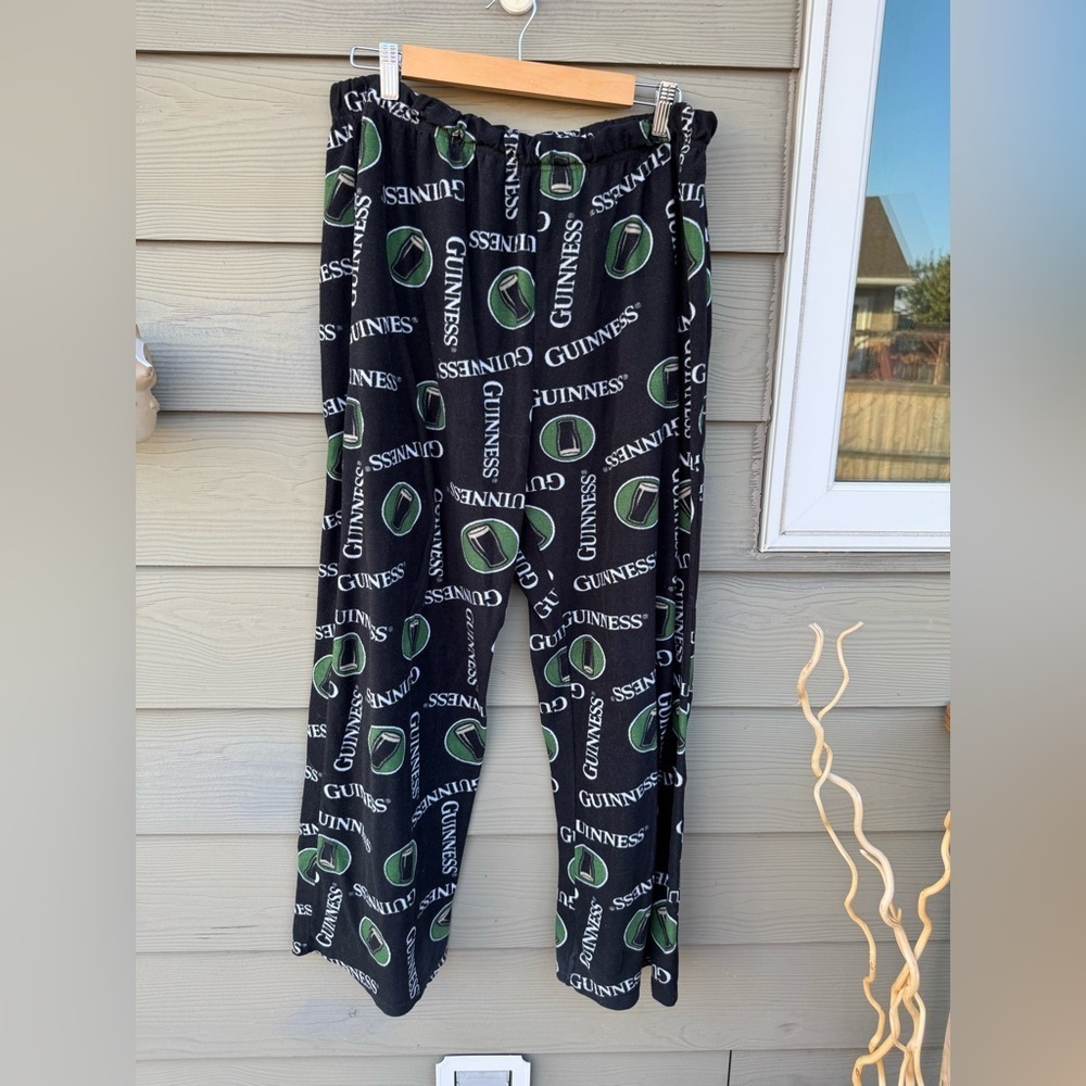 Guinness Black and Green Fleece Pants